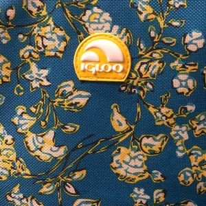 IGLOO Mini Tote 8 Cooler Lunch Box